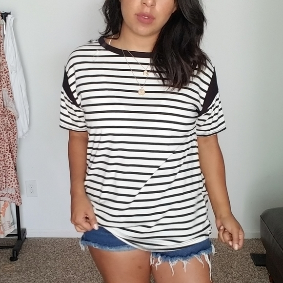 YING & YANG RELAXED STRIPE TEE TOP - Picture 14 of 15